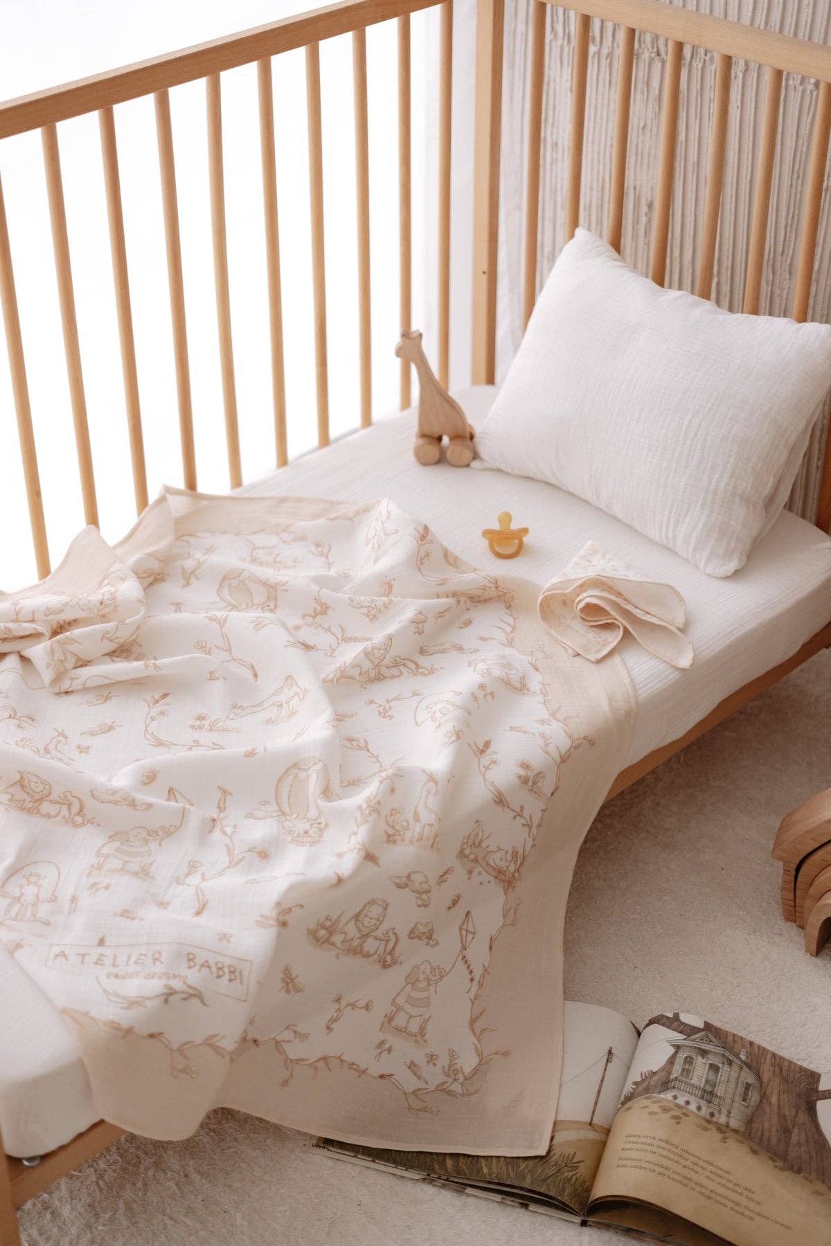 Beige Double-Layer Muslin Blanket - Toile De Jouy 27.5” x 27.5”