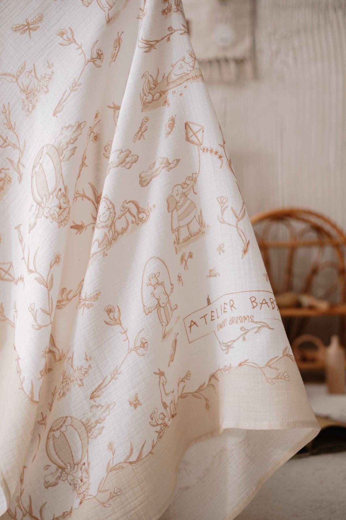Beige Double-Layer Muslin Blanket - Toile De Jouy 27.5” x 27.5”