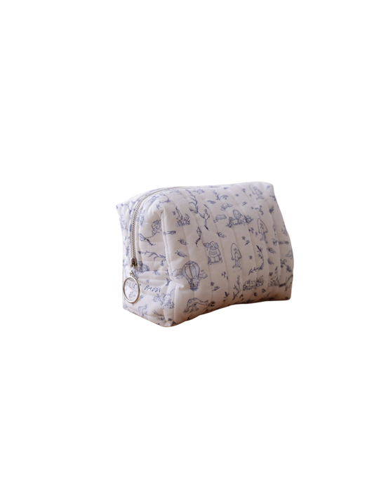 Diaper Pouch - Toile De Jouy / Blue: 10.6” x 5.9” x 4.3” (inches)