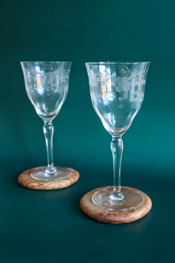 (Set of 2) Vintage Garland Etched Wine Glasses