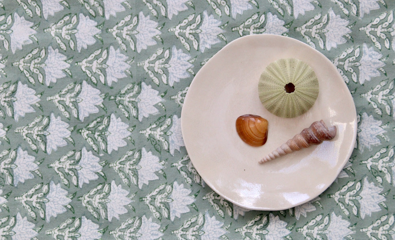 Tablecloth (62" x 134") Dusty Rose Sagebush