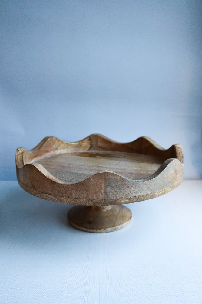 Scallop Cake Stand