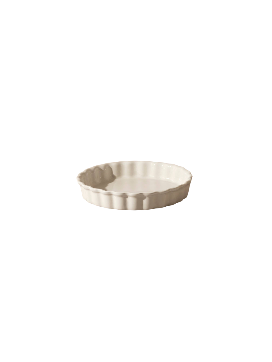 Handmade Rounded Stoneware Pie Dish | Glossy White