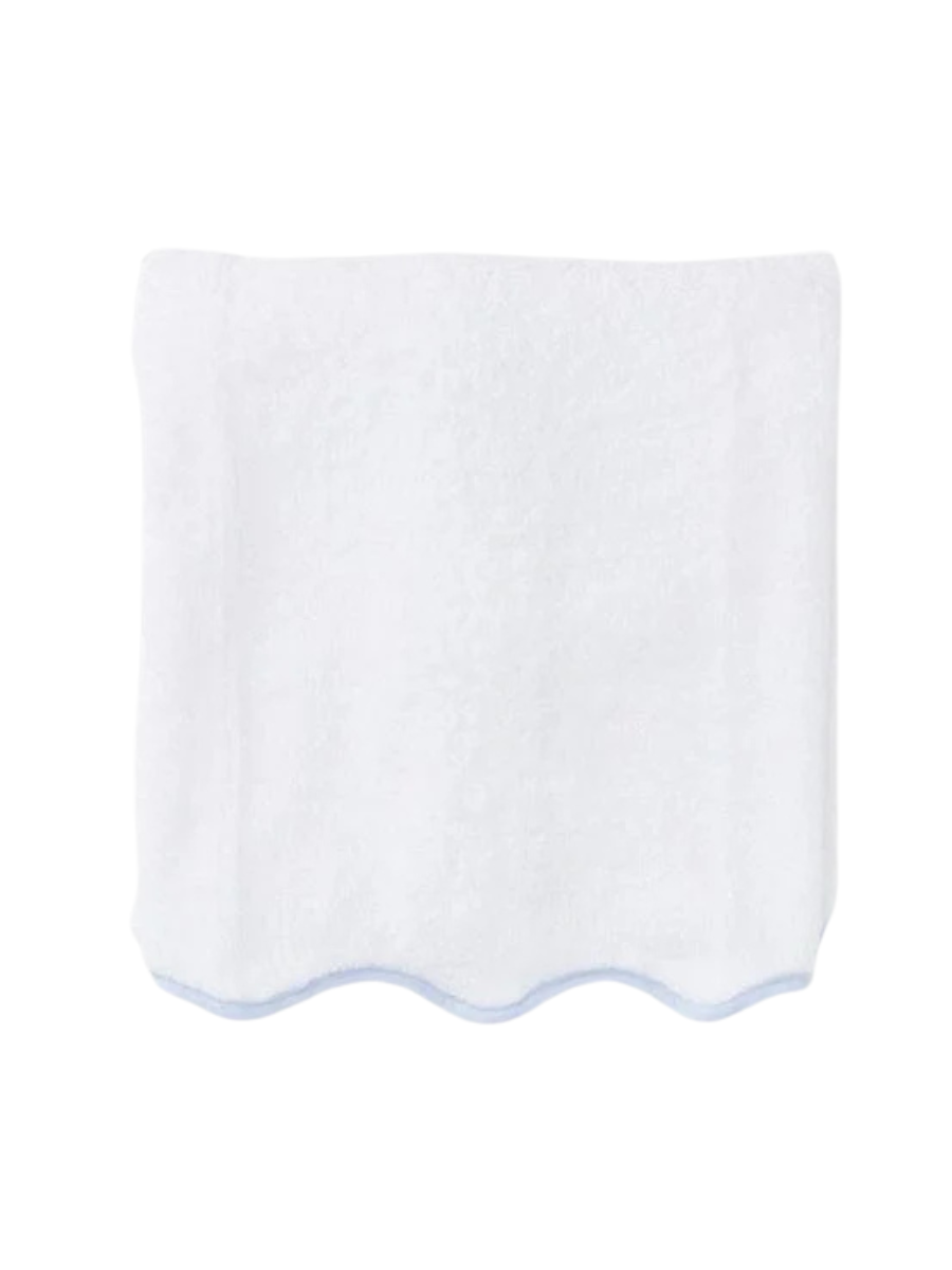 Scalloped Bath Towel, Light Blue Piping