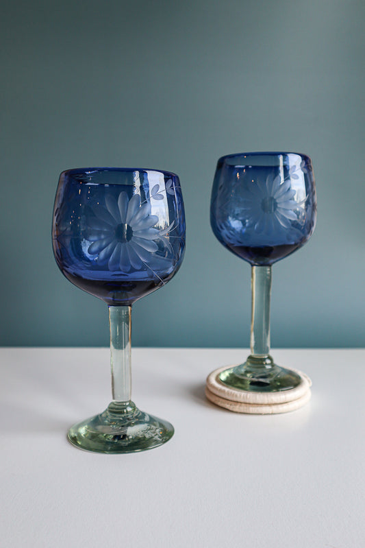 Etched Condessa French Blue Red Wine Glass