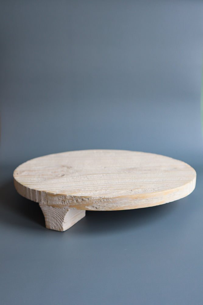 Emory Round Riser