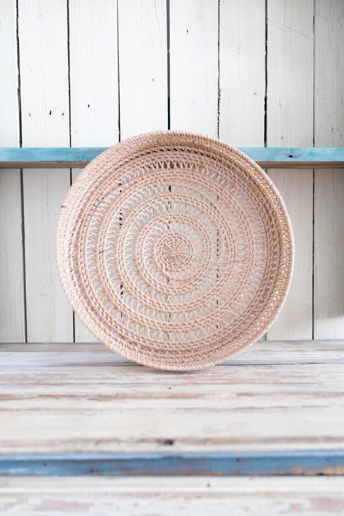 Round Woven Tray