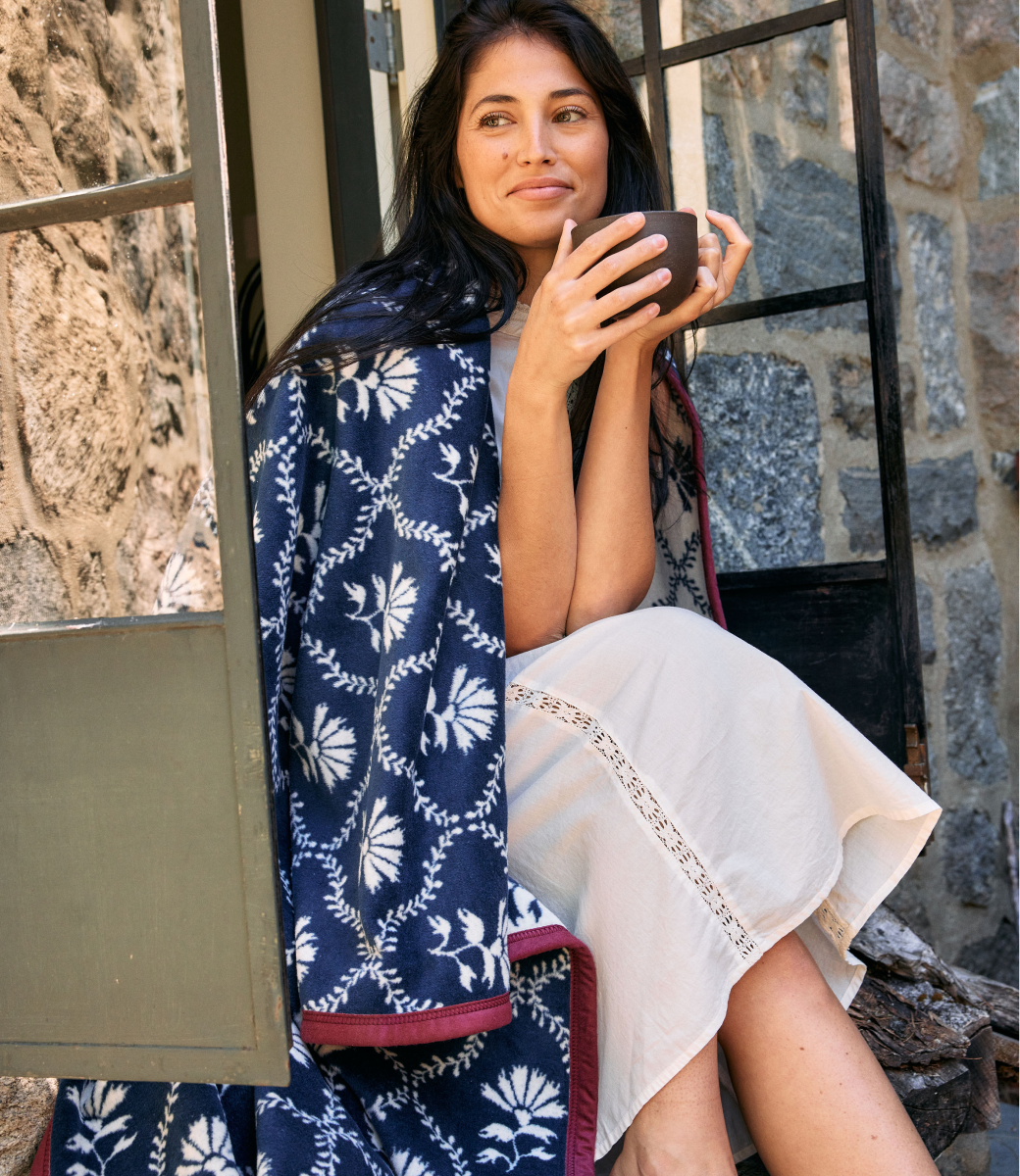 Floral Trellis Blanket: Original