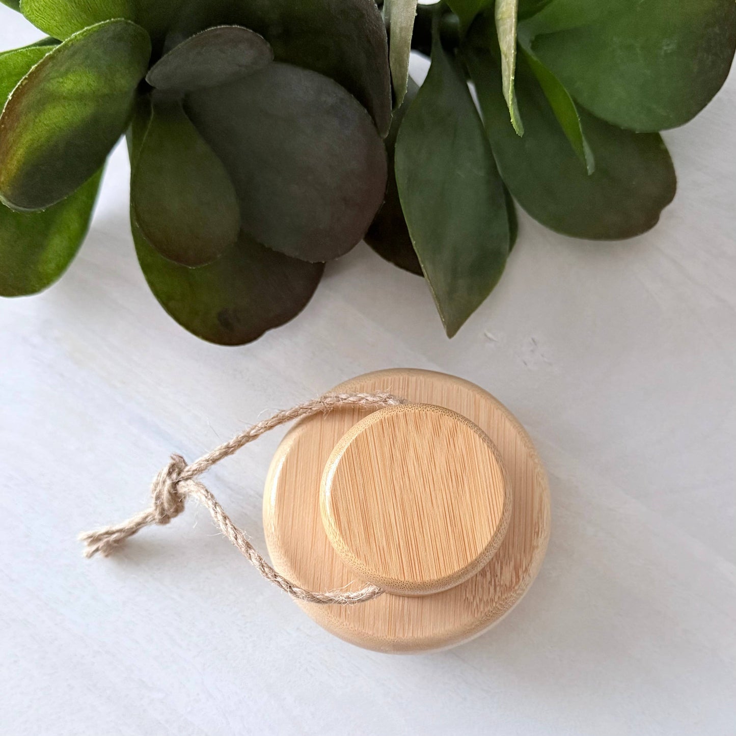 Round Dry Body Brush with String - Sisal