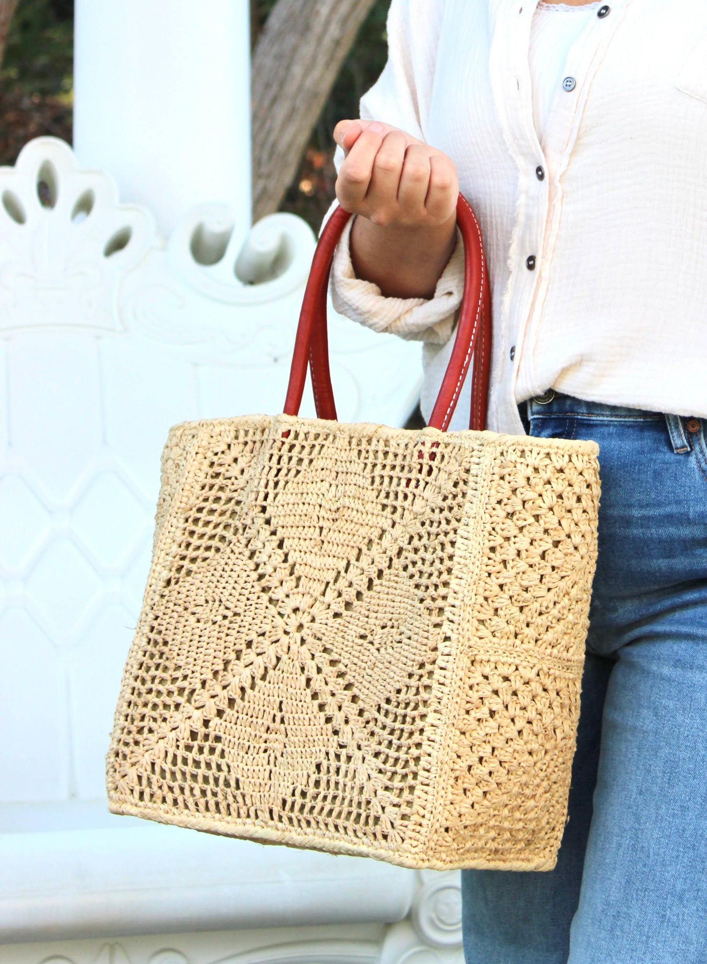 Cheval Lace Pattern Crochet Basket Bag