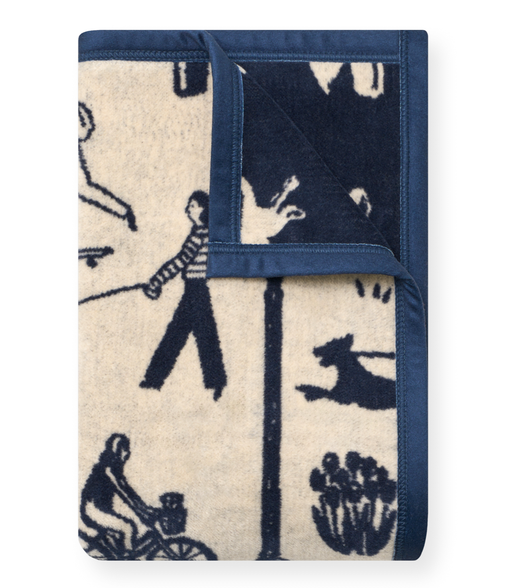 Parkside Pups Midi Blanket: Midi