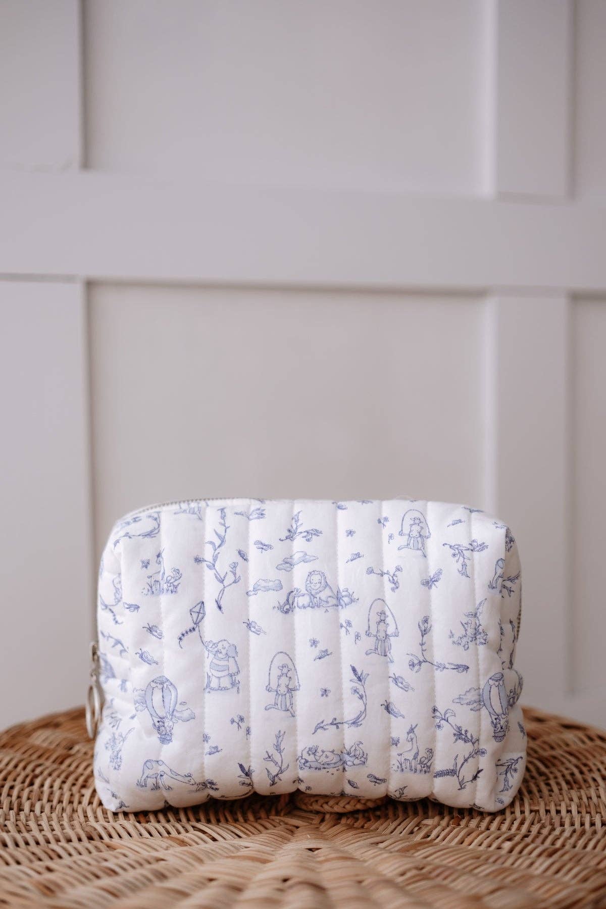 Diaper Pouch - Toile De Jouy / Blue: 10.6” x 5.9” x 4.3” (inches)