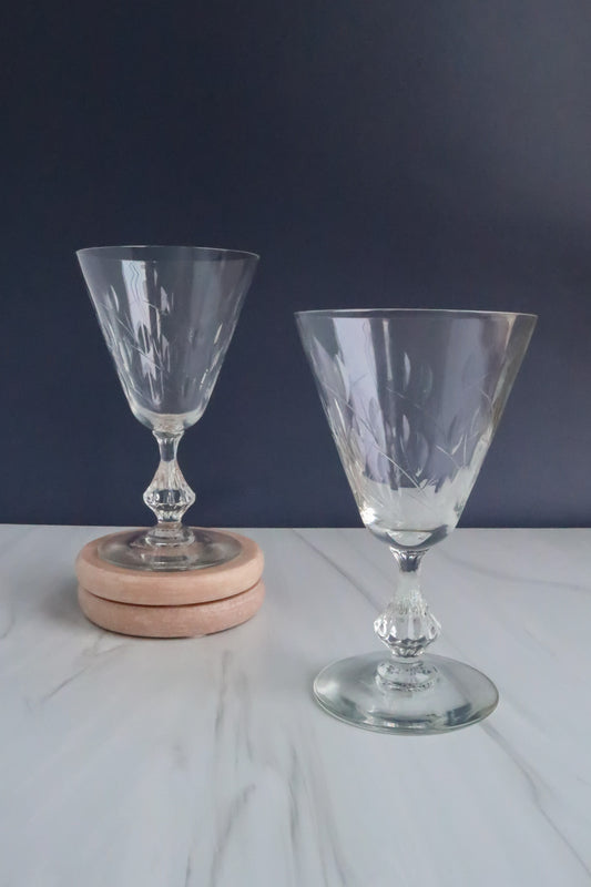 (Set of 2) Vintage Etched Wine Glasses
