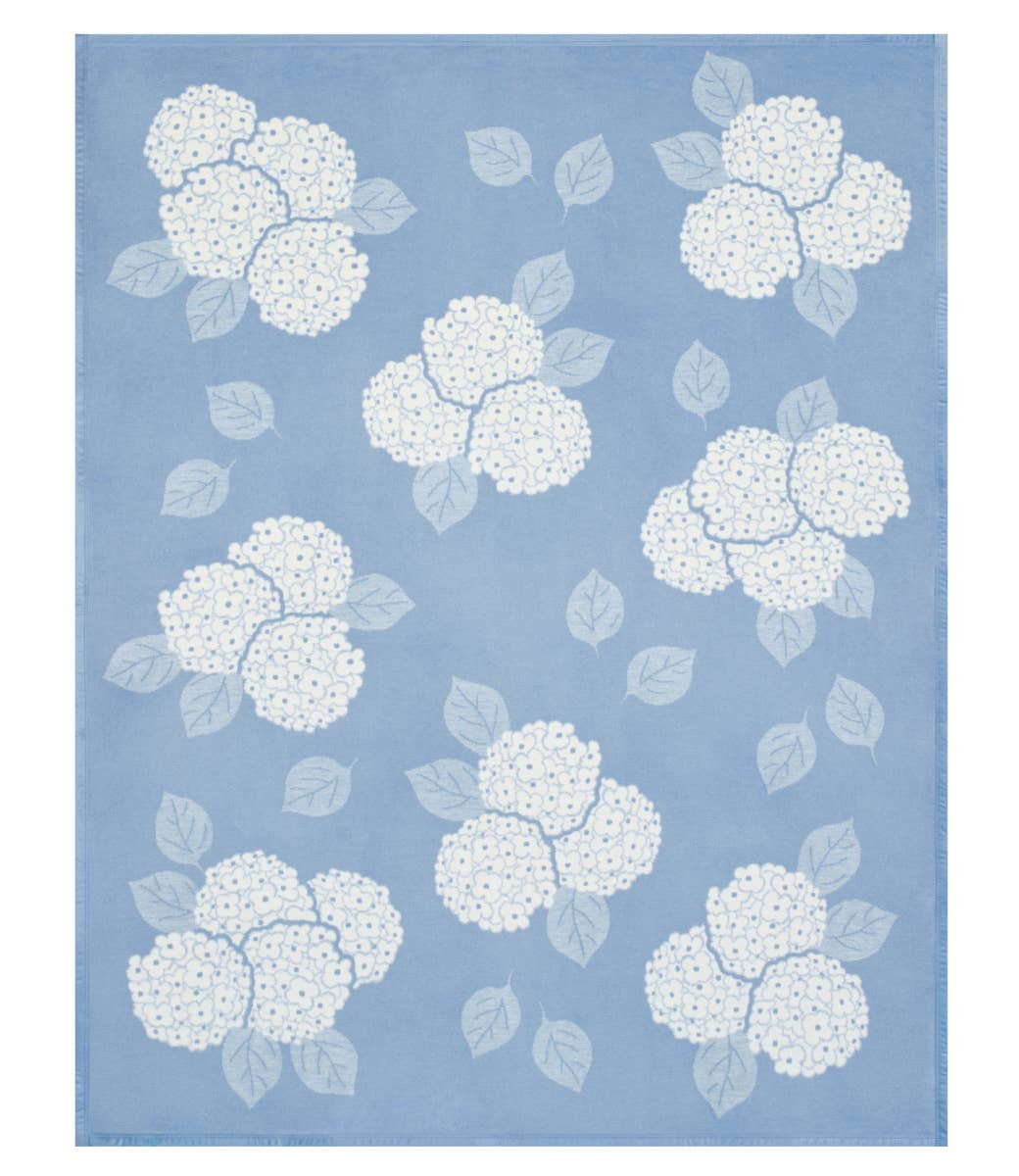 Hydrangeas Bluebell Family-Size Blanket