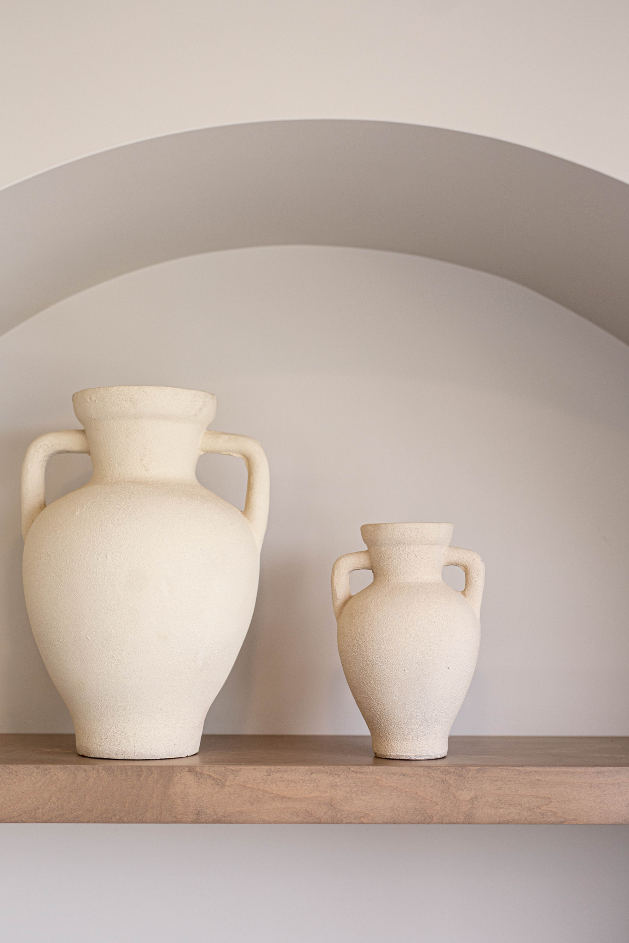 Lesbos Cream Urn Vase With Handles