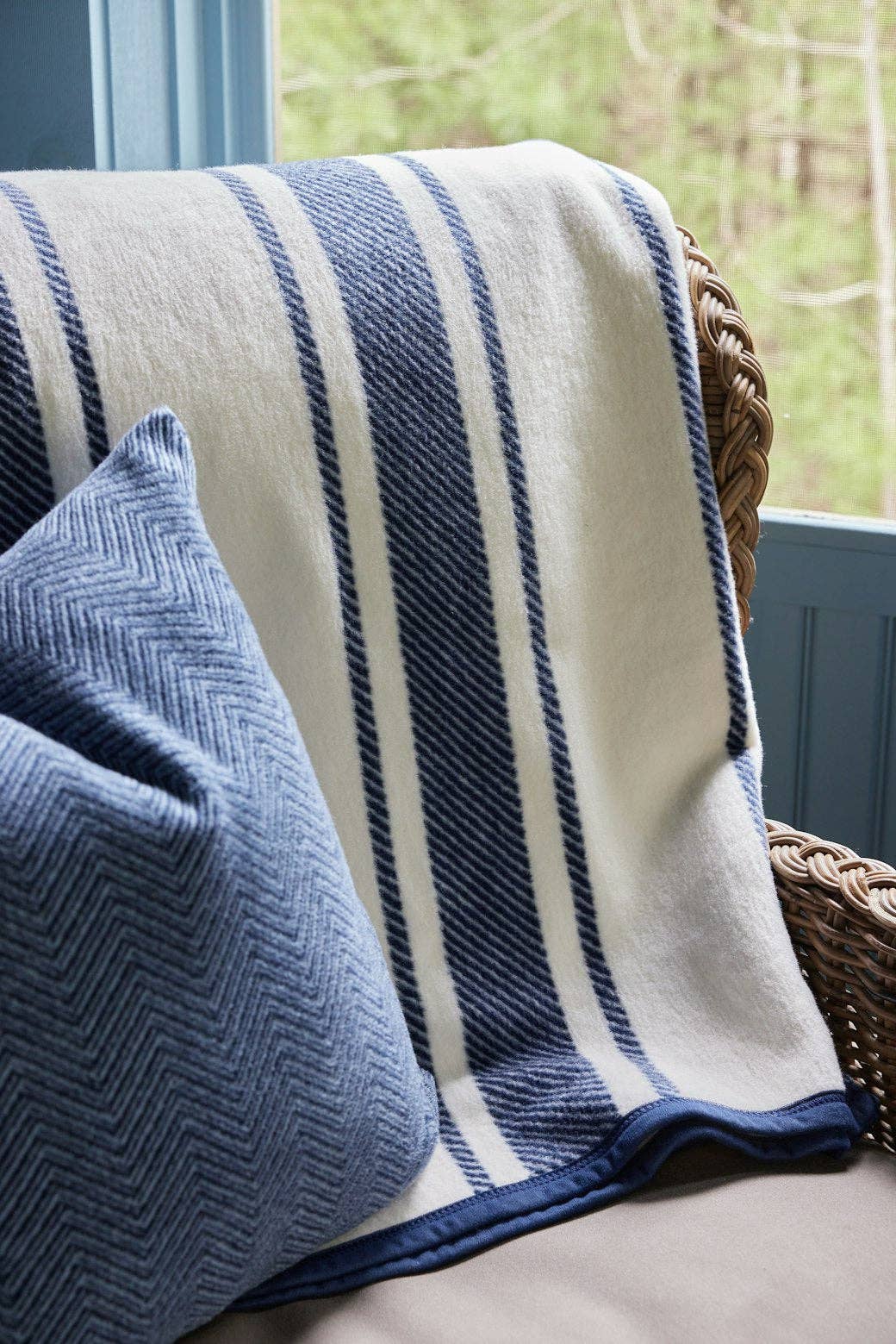 Dockside Stripe Navy Blanket