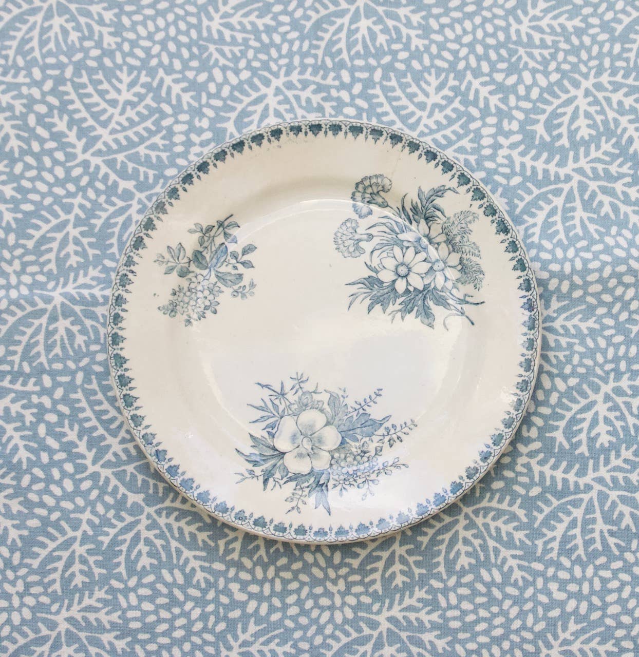 Handblockprinted ROUND tablecloth 70 in Floral mineral