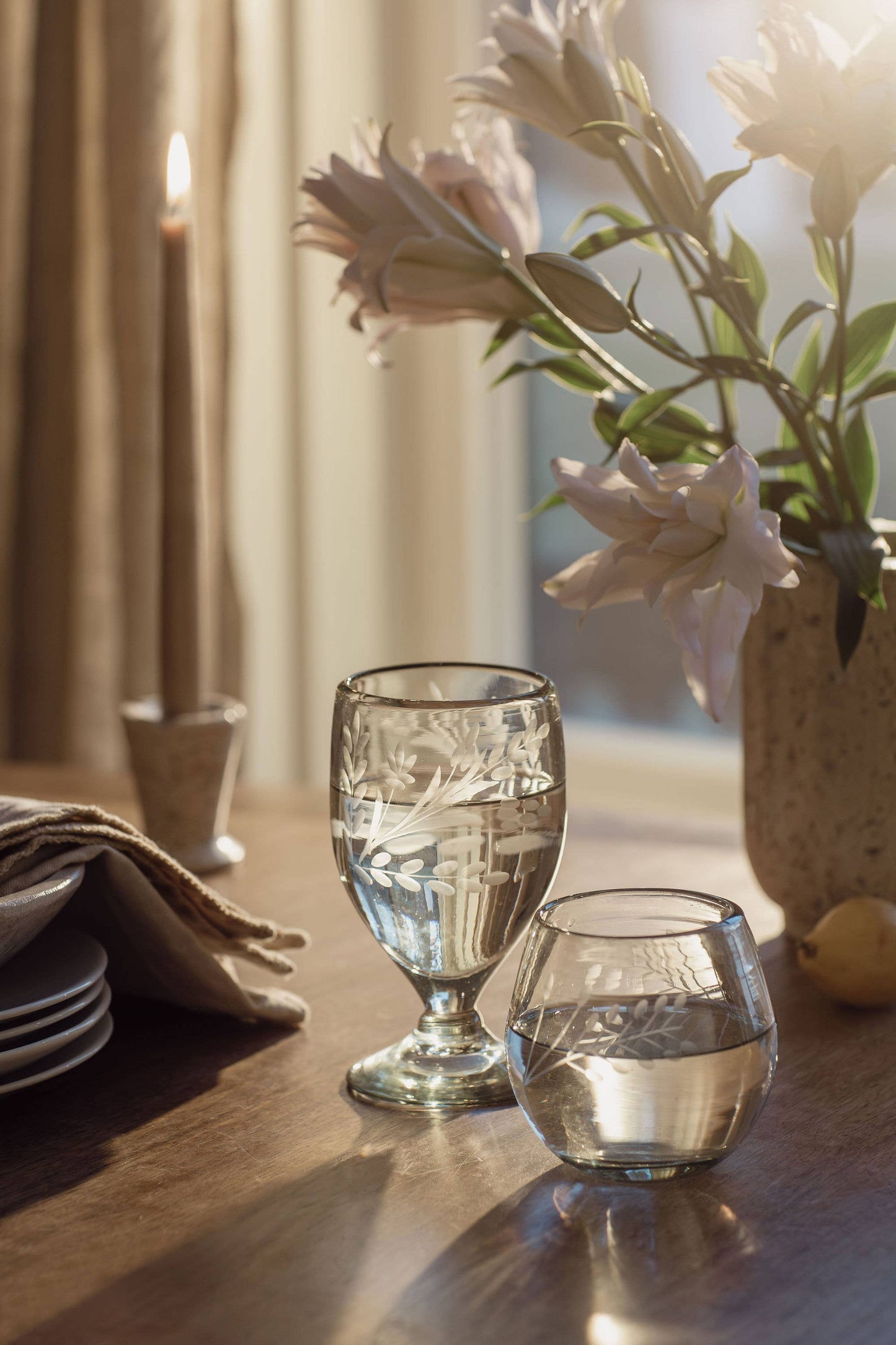 Hand-Etched Ronde Blown Glass
