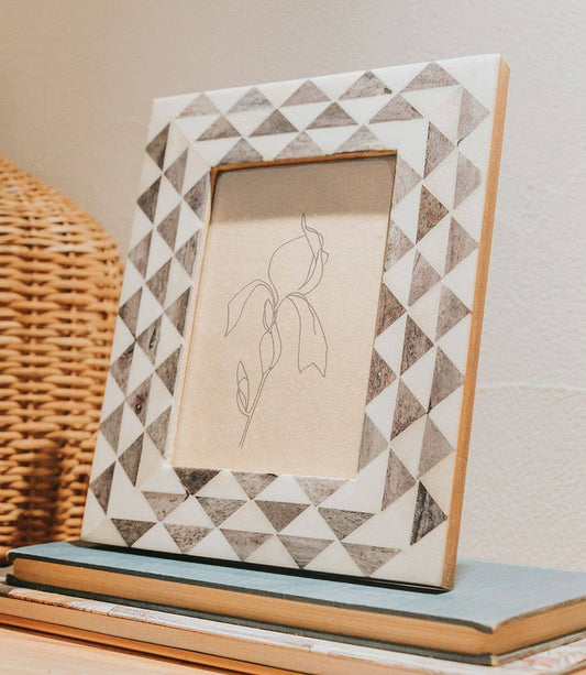 Varuna Frame - 5" x 7"