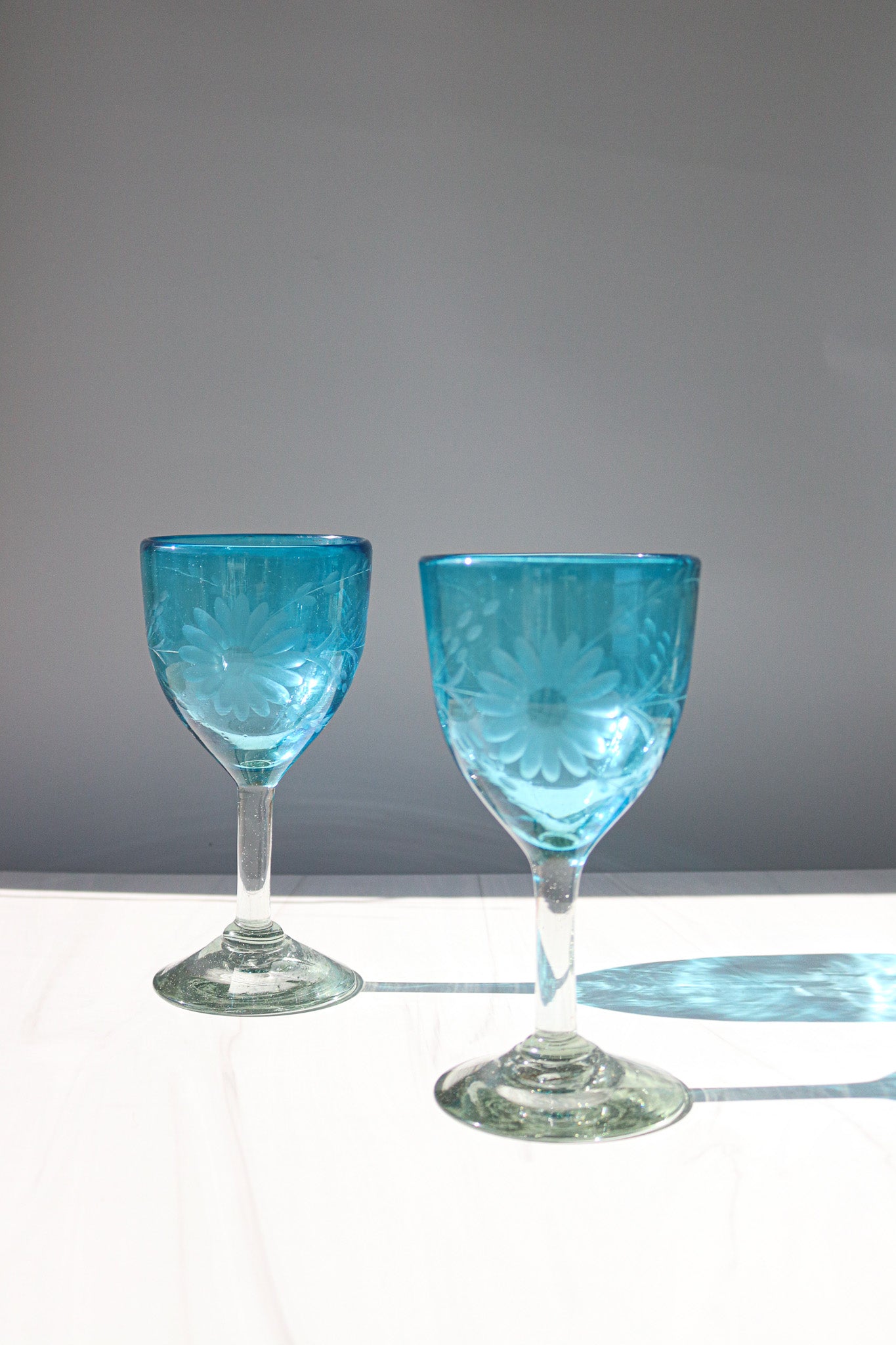 Etched Condessa Aqua Wine Glass