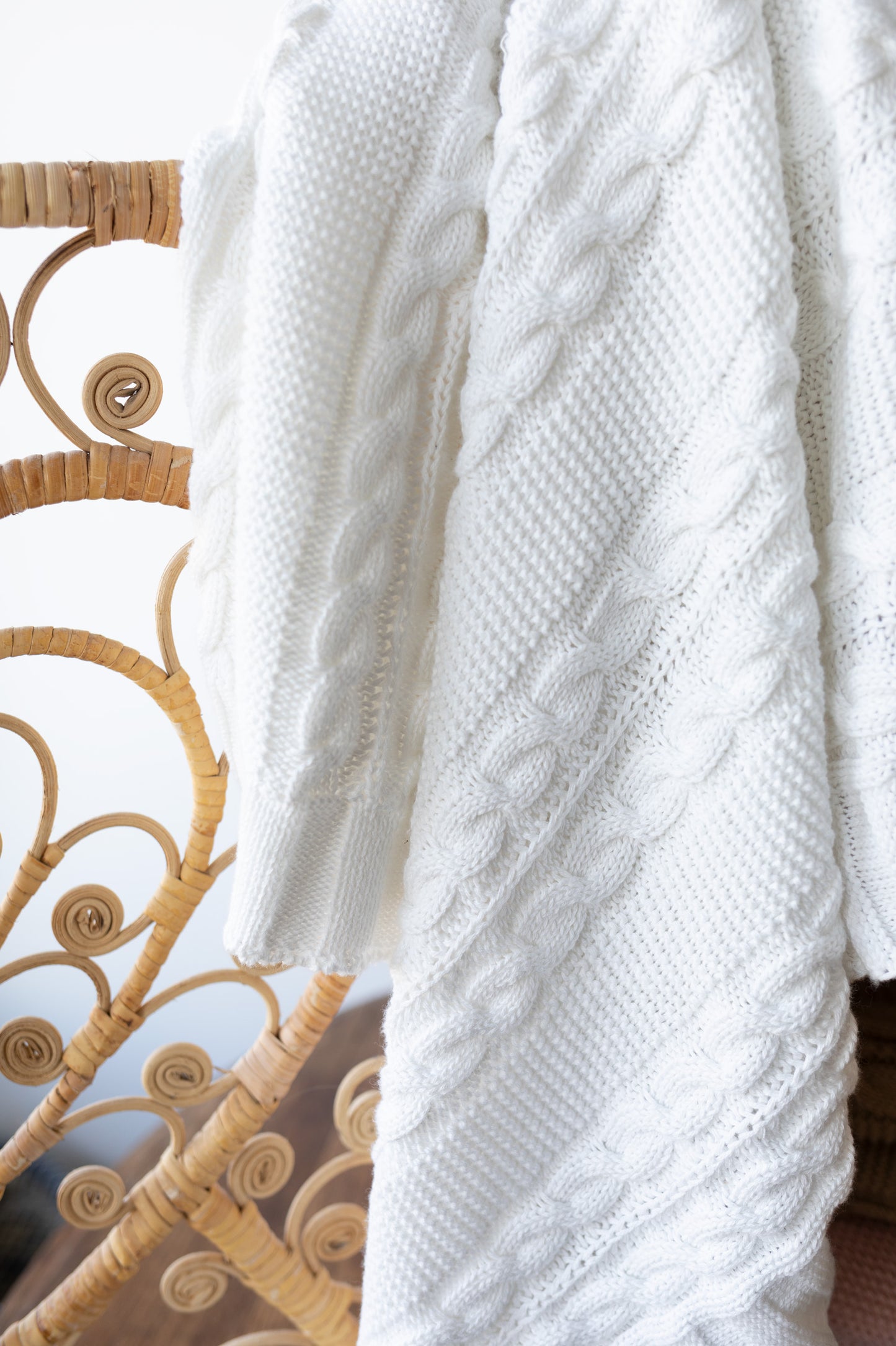 Luna White Cable Knit Throw Blanket