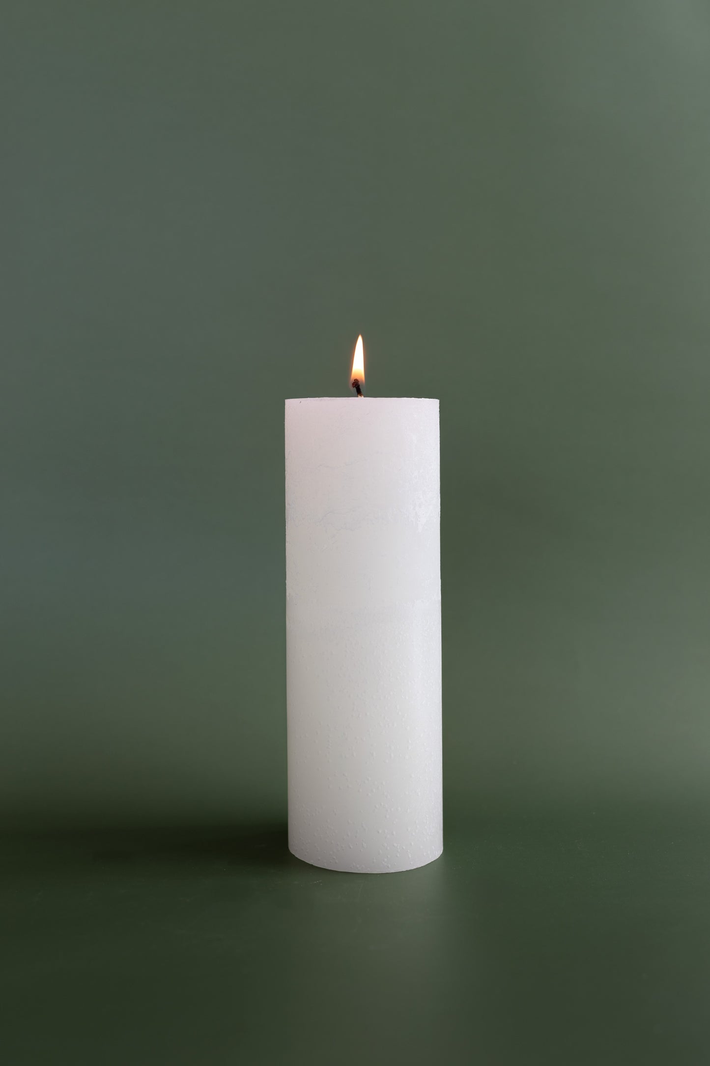 Hibiscus Pillar Candle - 8"
